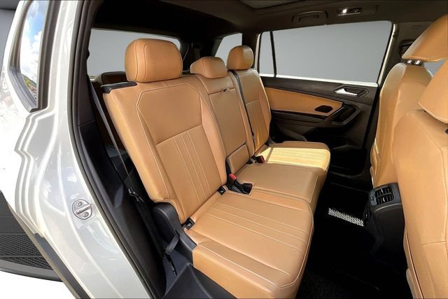 Used 2024 Volkswagen Tiguan SE R-Line FWD image 27