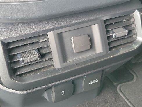 Certified 2022 Ford F150 Lariat AWD/4WD image 10