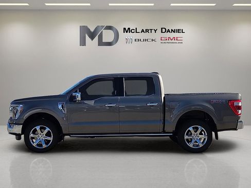 Used 2023 Ford F150 Lariat w/ Equipment Group 502A High image 3