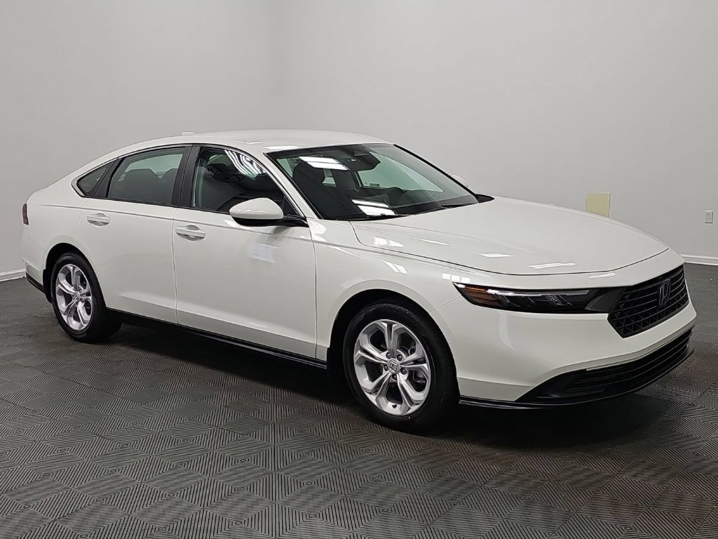New 2026 Honda Accord LX image 2