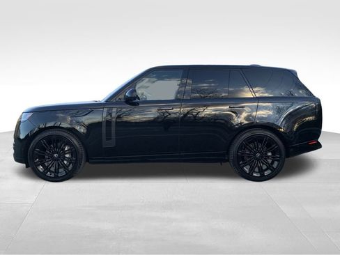 Certified 2023 Land Rover Range Rover SE image 5