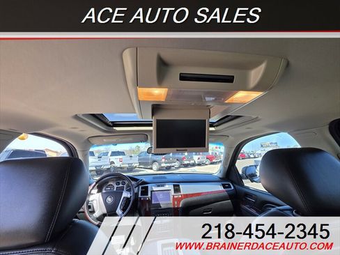 Used 2013 Cadillac Escalade EXT Premium AWD/4WD image 11