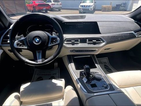 Used 2022 BMW X5 xDrive45e w/ M Sport Package image 14