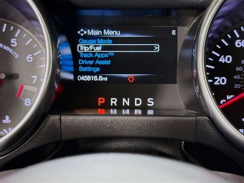 Used 2018 Ford Mustang GT Premium RWD image 14