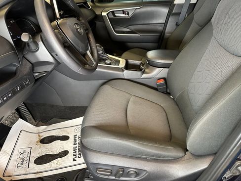 Used 2024 Toyota RAV4 XLE w/ Convenience Package AWD/4WD image 20