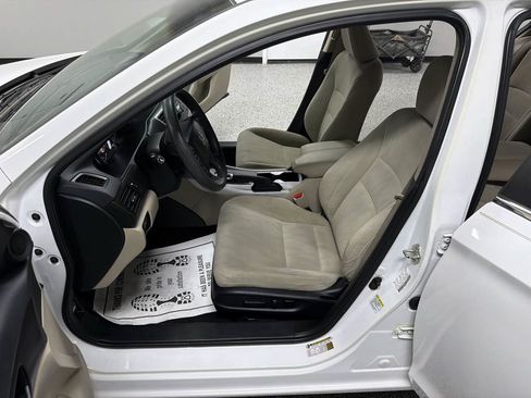 Used 2013 Honda Accord EX image 11