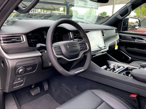 New 2026 Jeep Grand Wagoneer L Limited image 6