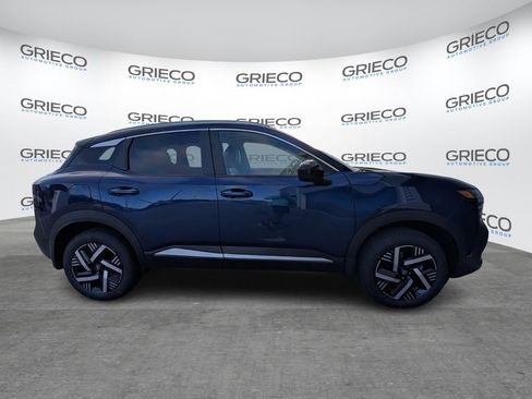 New 2026 Nissan Kicks SV w/ SV Premium Package FWD image 7