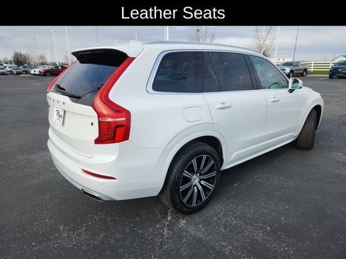 Used 2020 Volvo XC90 T5 Momentum image 8