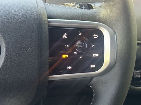 New 2026 Nissan Armada SL w/ Captain's Chari Seat Package image 26