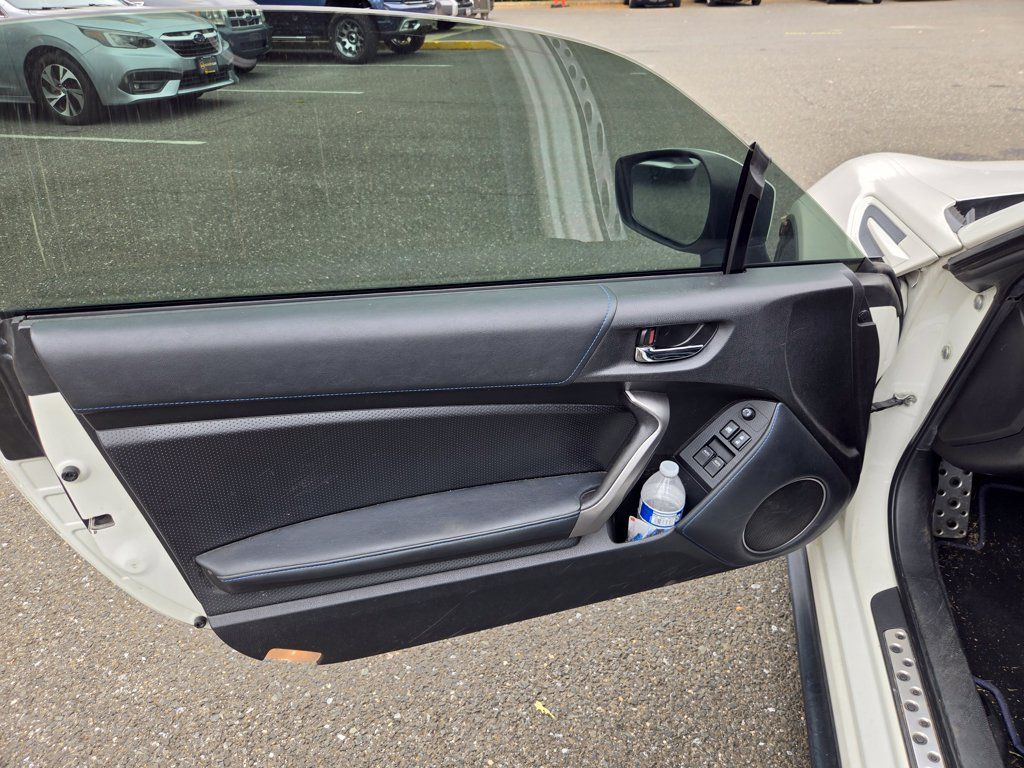 Used 2015 Subaru BRZ Series.Blue RWD image 10