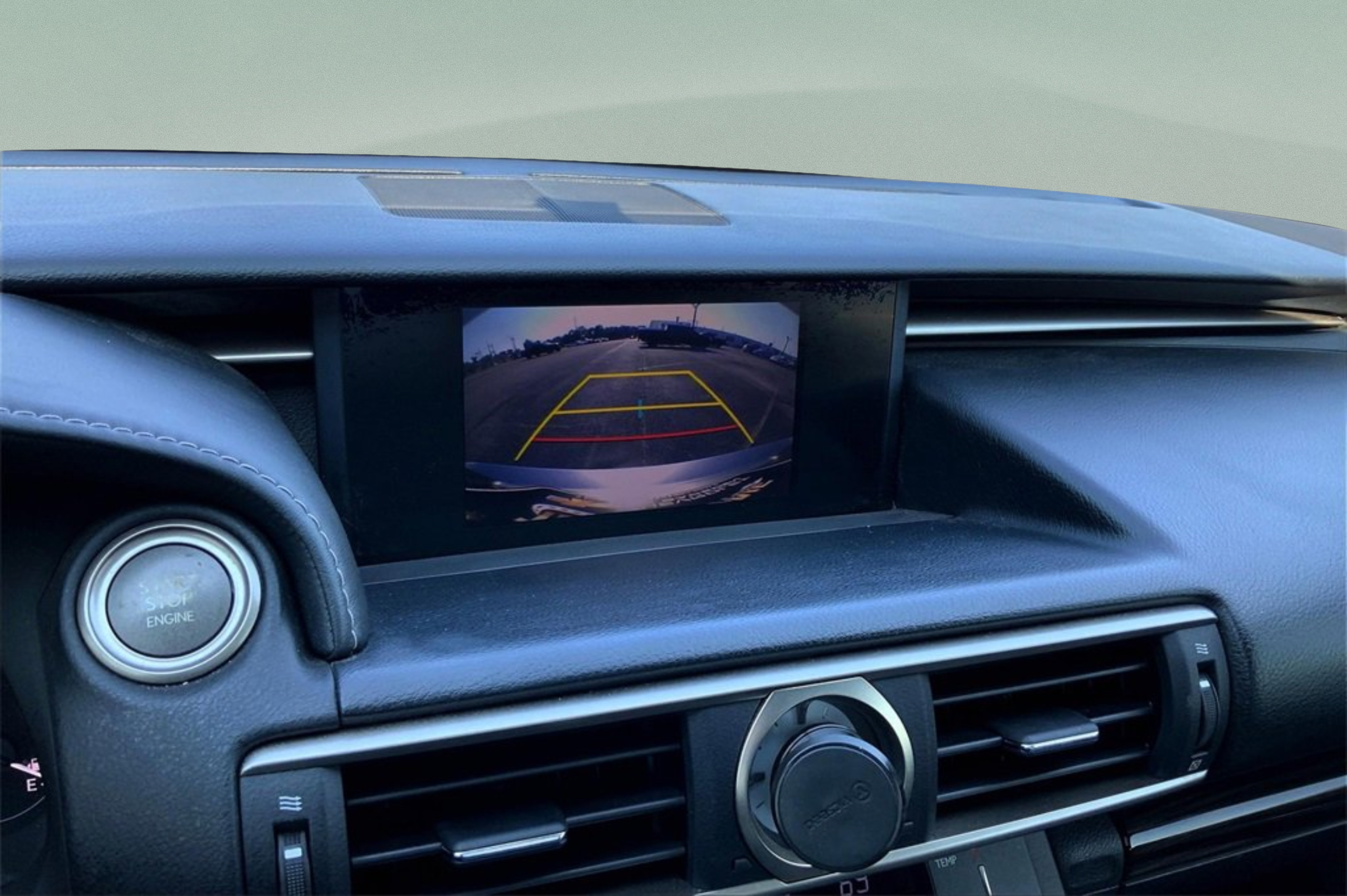 Used 2015 Lexus RC 350 w/ Navigation System Package RWD image 20