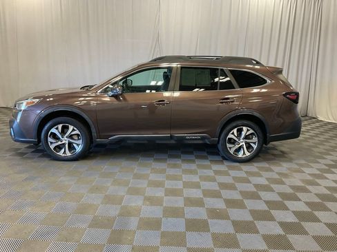 Used 2020 Subaru Outback Limited w/ Popular Package #2 AWD/4WD image 10