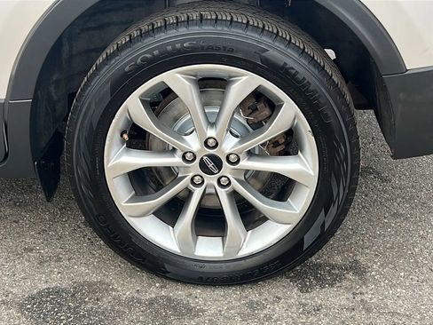 Used 2017 Lincoln MKC Select w/ Select Plus Package image 11