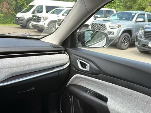Used 2022 Jeep Compass Latitude AWD/4WD image 23