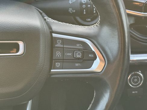 Used 2022 Jeep Compass High Altitude AWD/4WD image 14