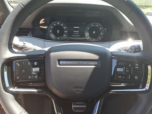 Used 2026 Land Rover Range Rover Evoque Dynamic SE image 23