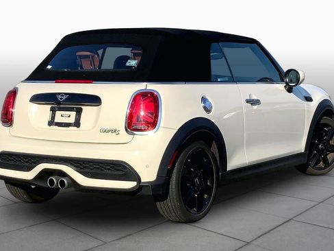 Used 2023 MINI Cooper S w/ Signature Upholstery Package FWD image 13