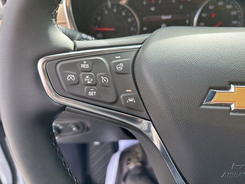 Used 2024 Chevrolet Equinox Premier image 20