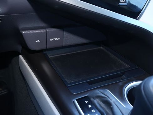 Used 2022 Toyota Camry LE image 25