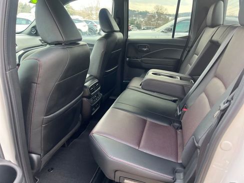 Used 2025 Honda Ridgeline Black Edition image 25
