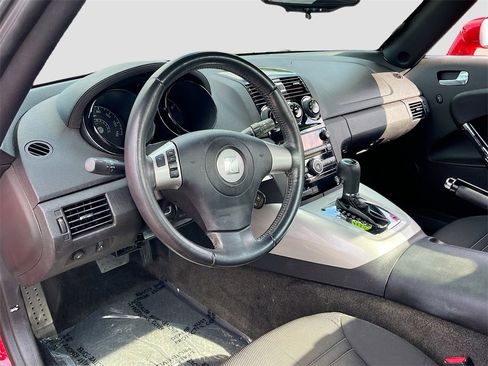 Used 2008 Saturn Sky image 9