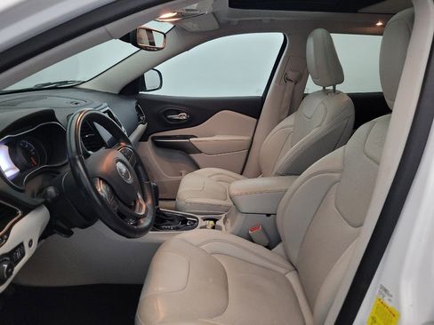 Used 2019 Jeep Cherokee Limited AWD/4WD image 17