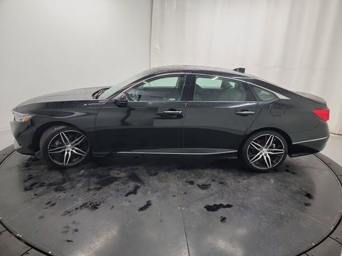 Certified 2022 Honda Accord Touring image 5