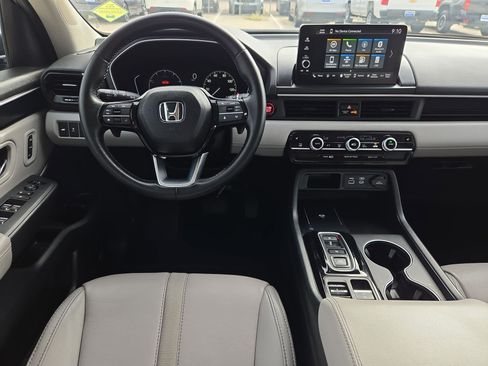 Certified 2025 Honda Pilot EX-L image 27