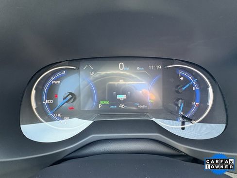 Certified 2025 Toyota RAV4 XLE image 6