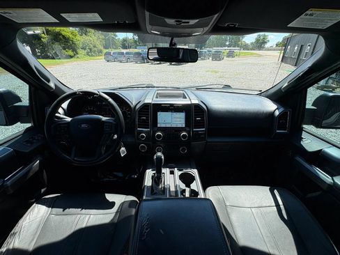 Used 2017 Ford F150 XLT w/ Equipment Group 302A Luxury AWD/4WD image 11