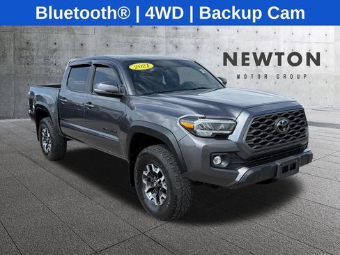 Used 2021 Toyota Tacoma TRD Off-Road AWD/4WD image 1