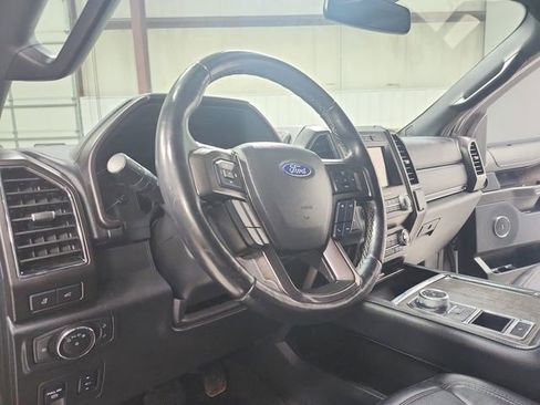 Used 2021 Ford Expedition Max Limited RWD image 18