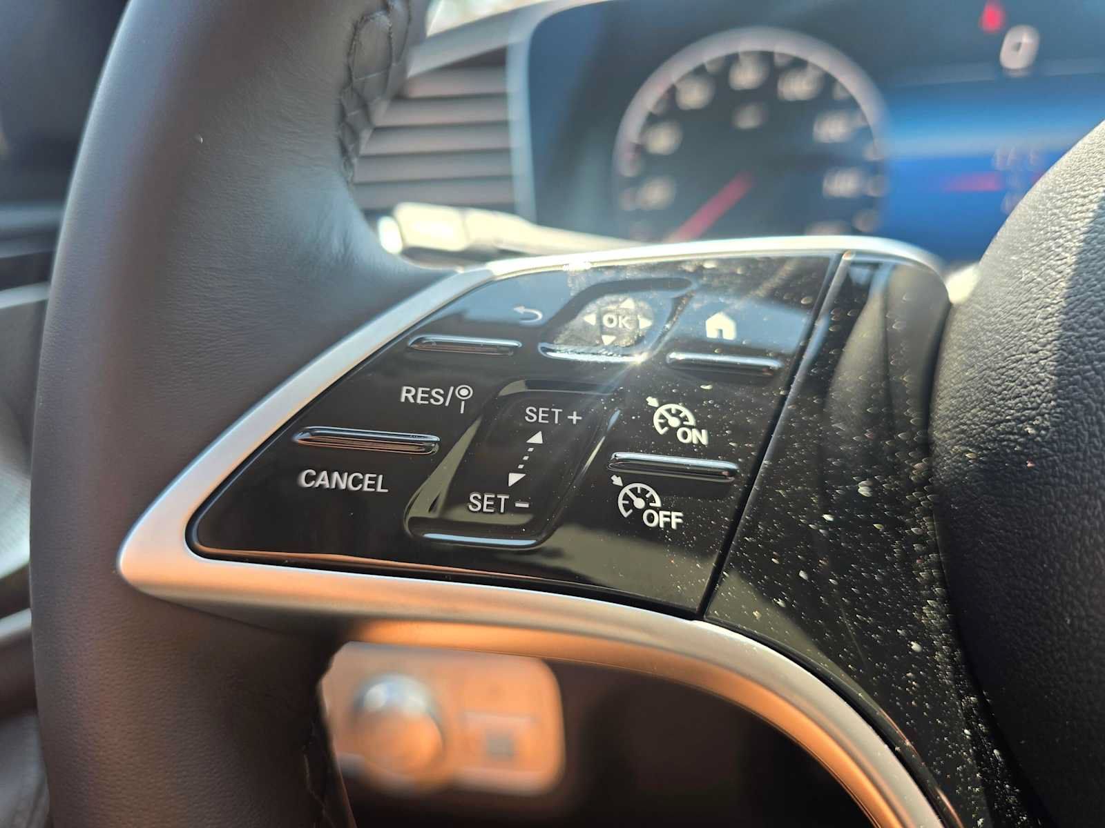 New 2026 Mercedes-Benz GLE 450e 4MATIC image 33
