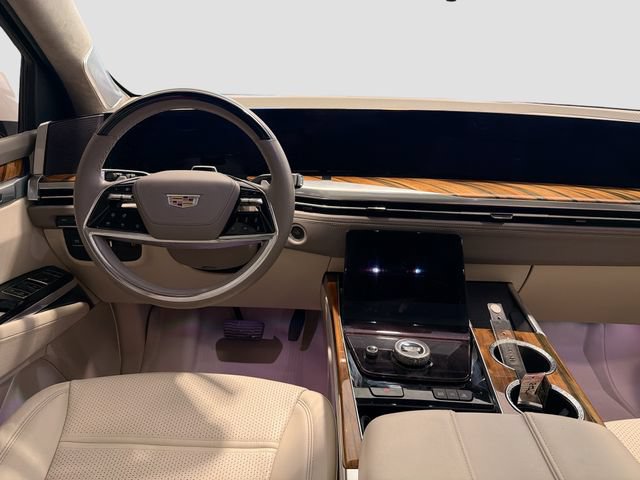 Used 2025 Cadillac Escalade Sport Platinum w/ LPO, Floor Liner Package AWD/4WD image 21