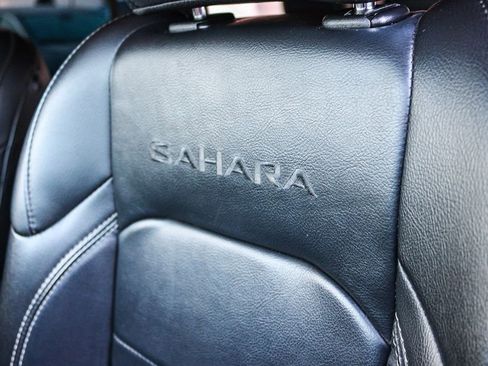 Used 2021 Jeep Wrangler Unlimited Sahara AWD/4WD image 25