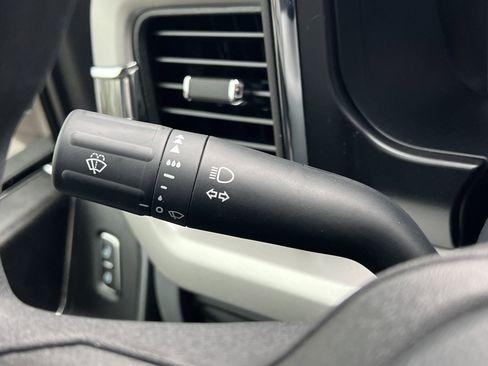 New 2026 Ford F250 XLT w/ XLT Premium Package image 13