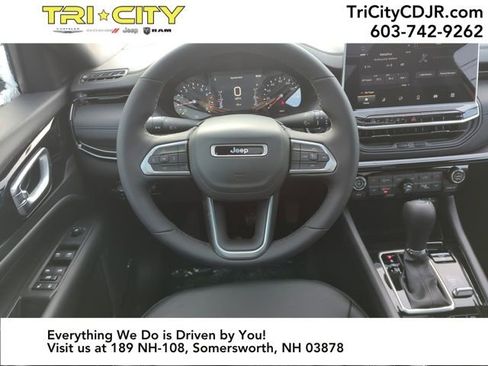 New 2026 Jeep Compass Latitude w/ Sun and Sound Group image 13