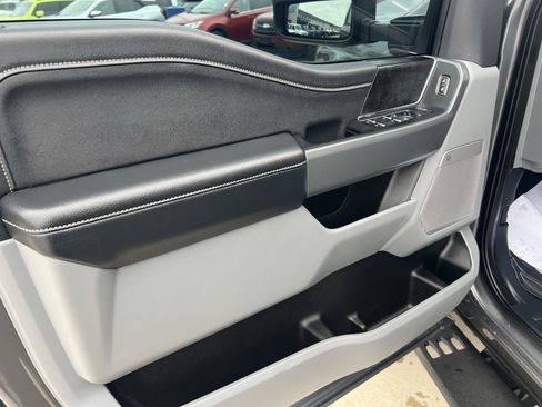 Used 2024 Ford F350 XLT w/ Black Appearance Package image 19