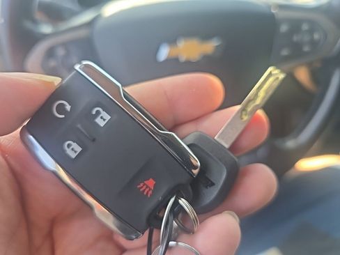 Used 2021 Chevrolet Colorado Z71 w/ Z71 Midnight Edition image 20