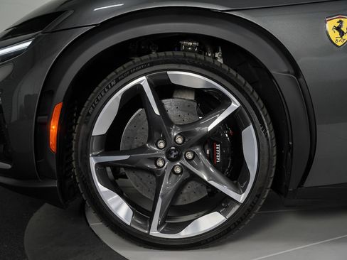 Used 2026 Ferrari Purosangue AWD/4WD image 18