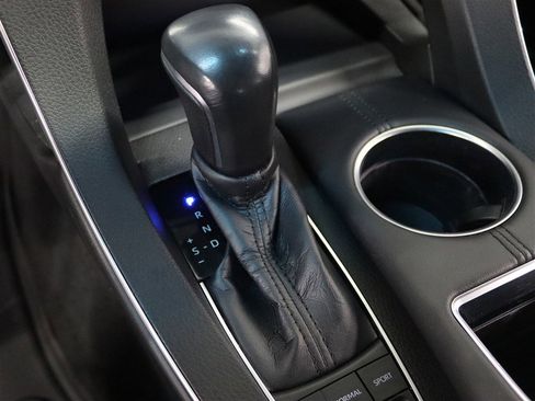 Used 2021 Toyota Avalon XSE image 40