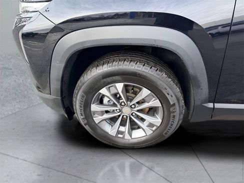 Used 2025 Chevrolet Equinox LT w/ Convenience Package II image 10