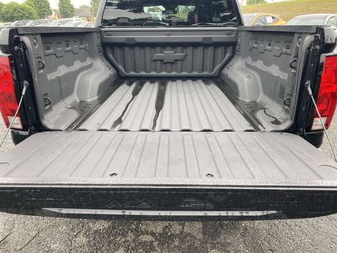 Used 2023 Chevrolet Colorado Trail Boss w/ Advanced Trailering Package AWD/4WD image 8