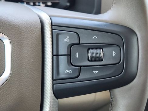 Used 2024 GMC Yukon Denali AWD/4WD image 31