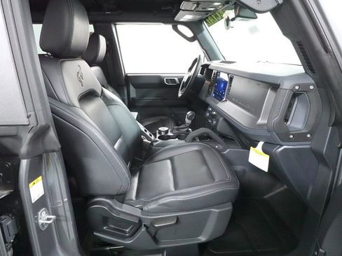 New 2026 Ford Bronco Badlands AWD/4WD image 32