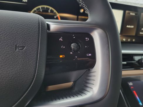 New 2026 INFINITI QX80 Luxe w/ Cargo Package image 11