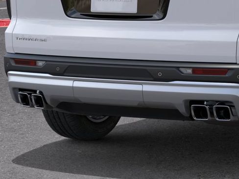 New 2026 Chevrolet Traverse LT w/ Sun and Wheel Package FWD image 14