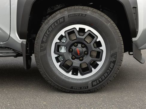 New 2026 Toyota 4Runner TRD Off-Road Premium AWD/4WD image 4