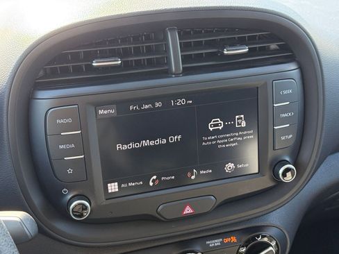 Used 2025 Kia Soul LX w/ LX Technology Package image 20